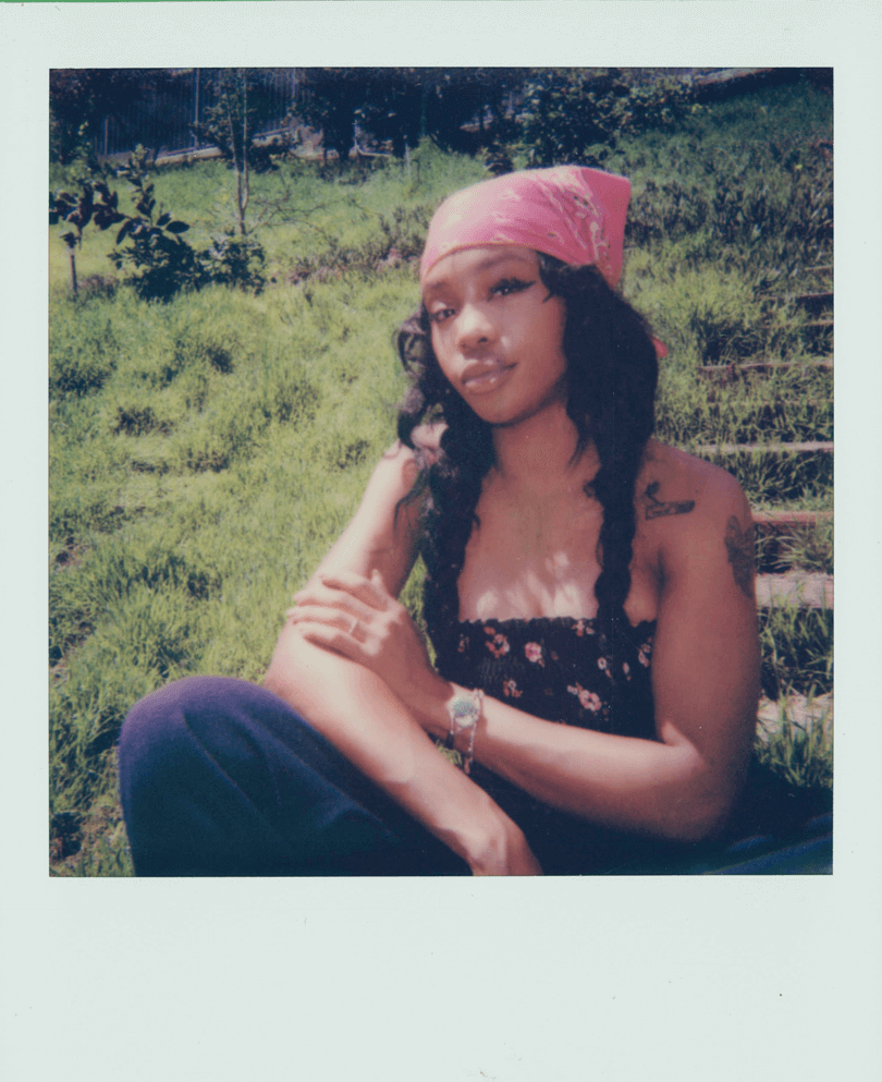 SZA POLAROID: 9